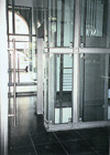 Alte Waage Treppenhaus Glasaufzug
